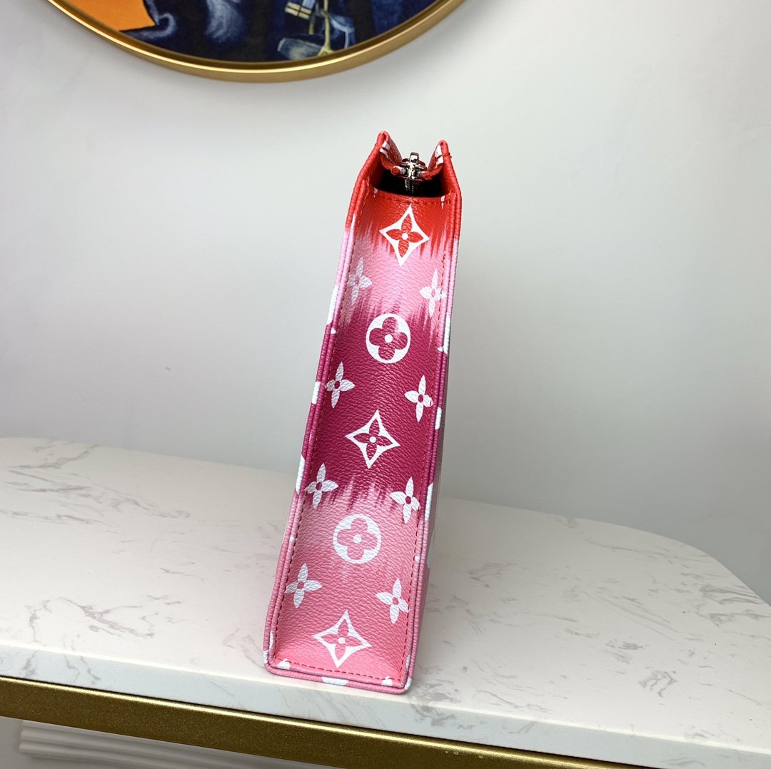 L0vis Vvtt0n Escale Toilet Pouch