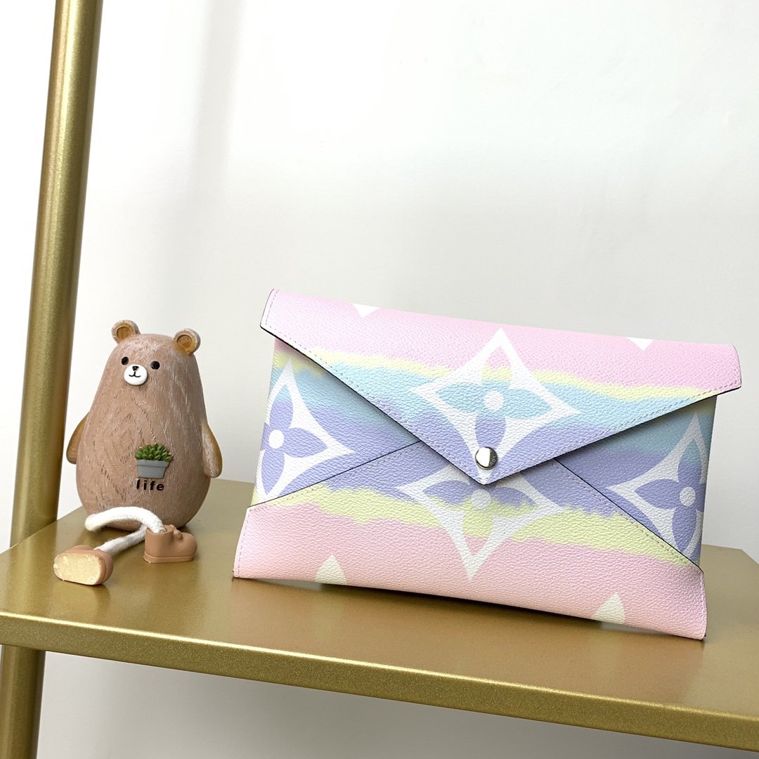 L0vis Vvtt0n Escale Pochette M69119