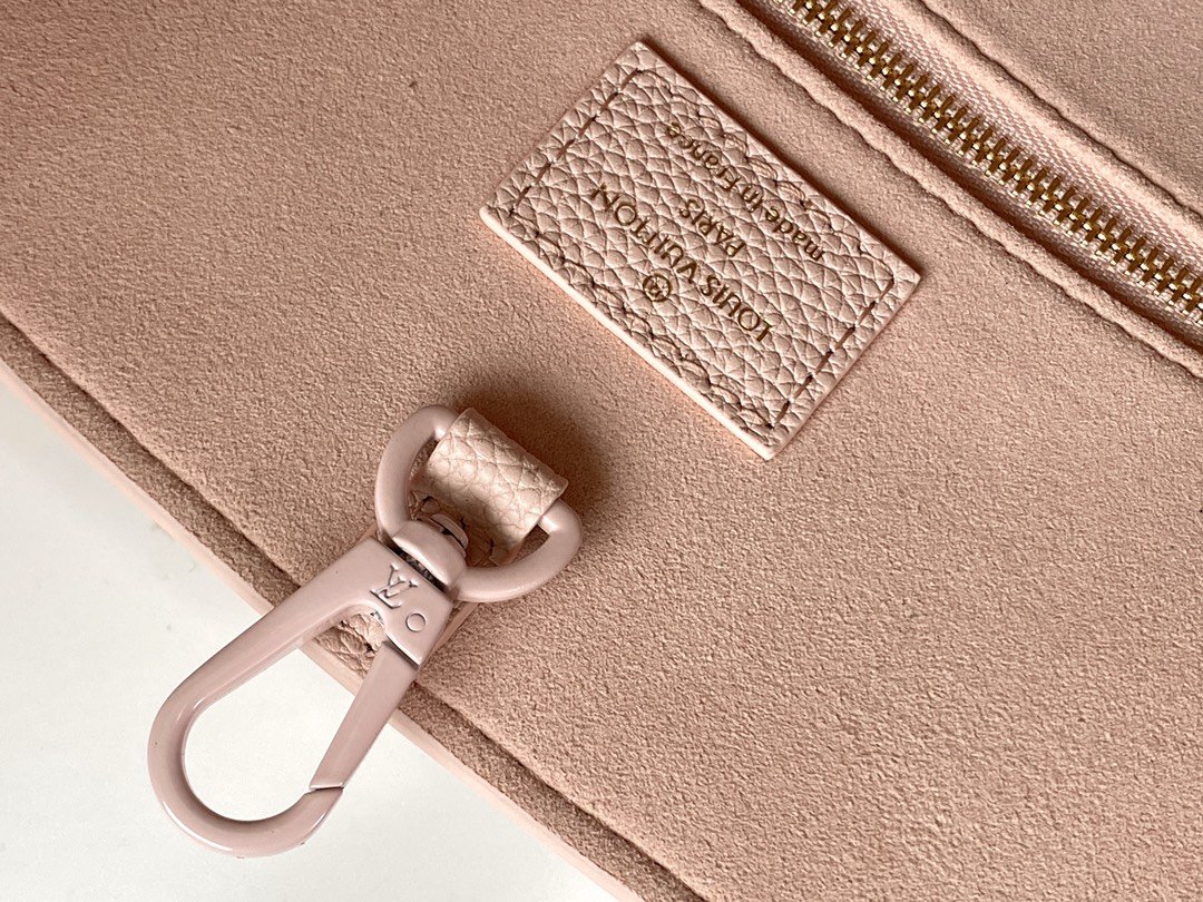 L0vis Vvtt0n Lockme Tote M55845 Pink