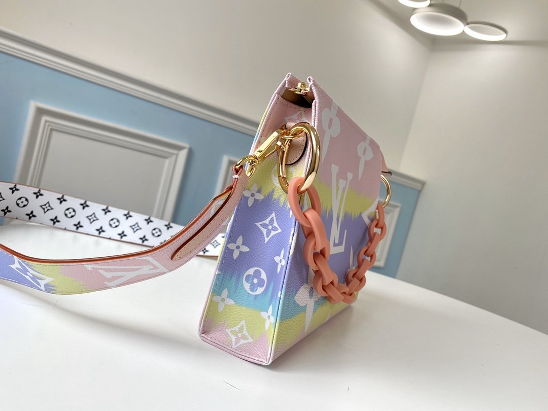 L0vis Vvtt0n Escase TOILET POUCH XL M68138