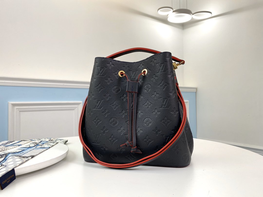 L0vis Vvtt0n M45256 Monogram NéoNoé Bag