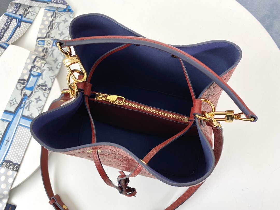 L0vis Vvtt0n M45256 Monogram NéoNoé Bag Red