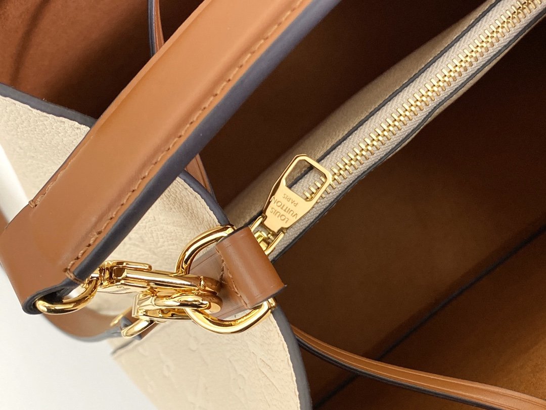 L0vis Vvtt0n M45307 Monogram NéoNoé Bag