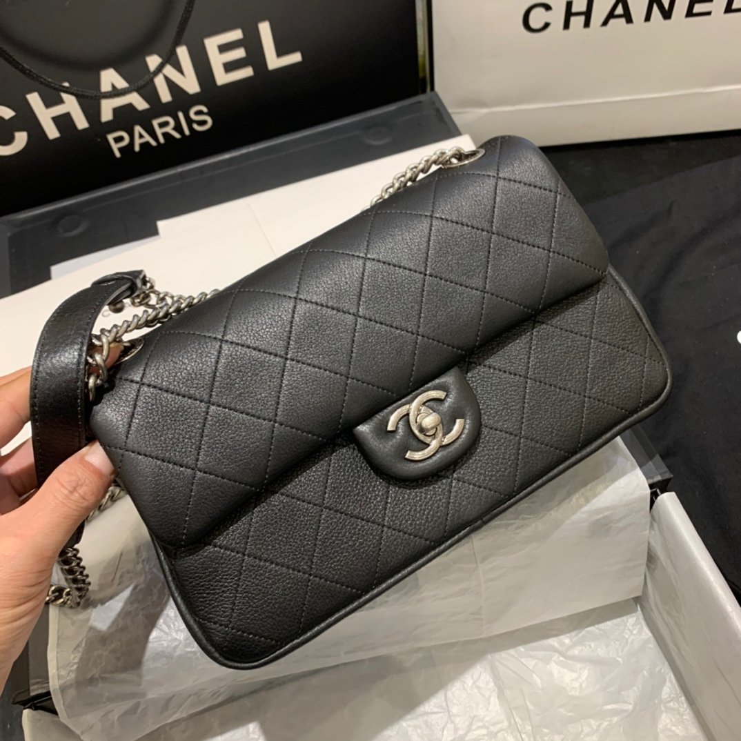 Ch**el CF BAG CAVIAR 24CM BLACK