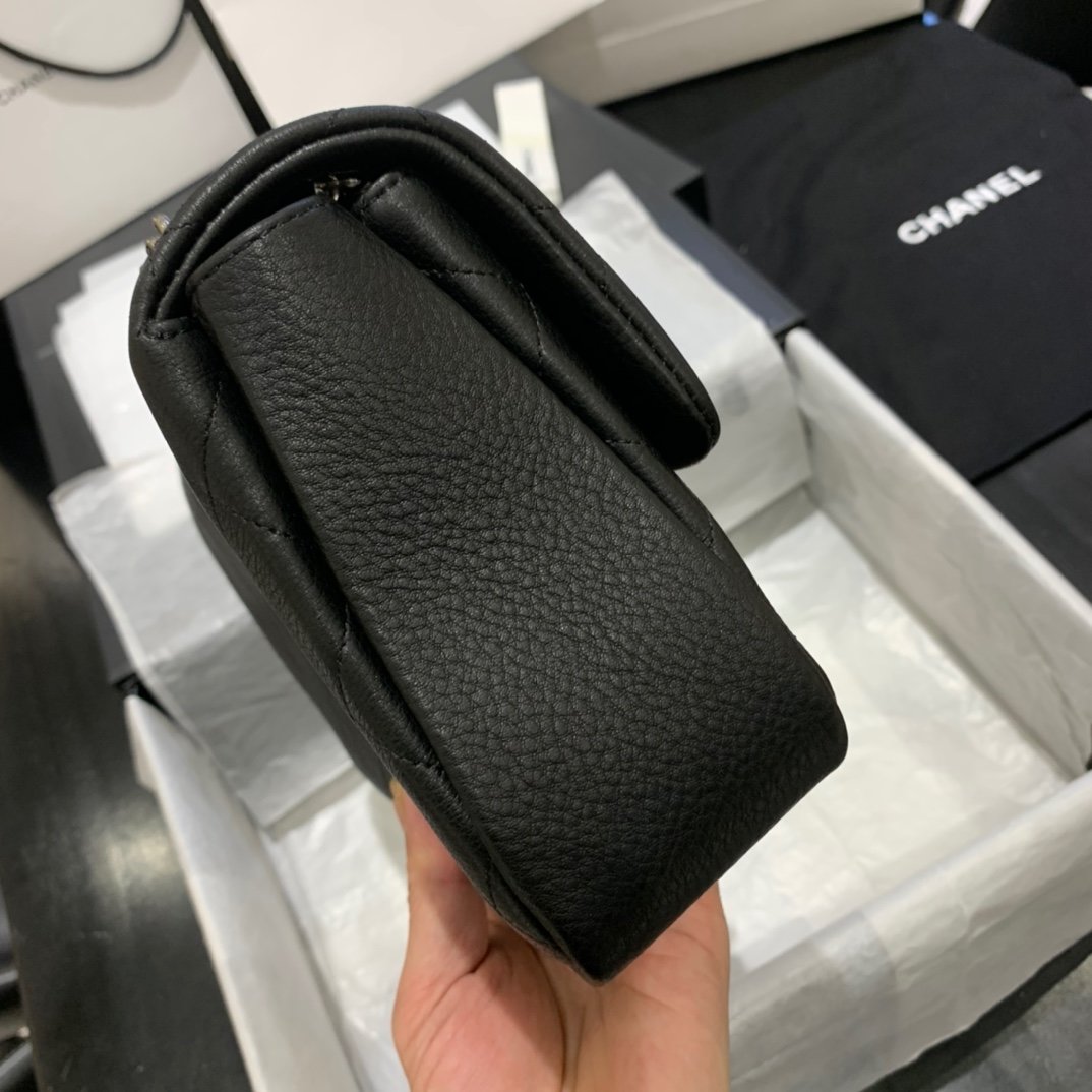 Ch**el CF BAG CAVIAR 24CM BLACK
