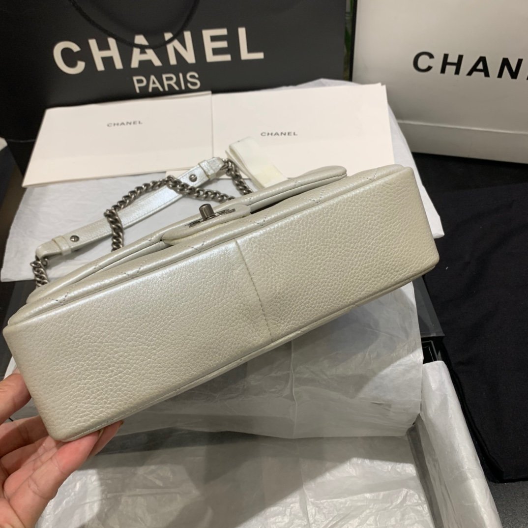 Ch**el CF BAG CAVIAR 24CM