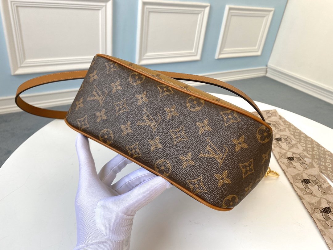 L0vis Vvtt0n M44396 Metis Handbags