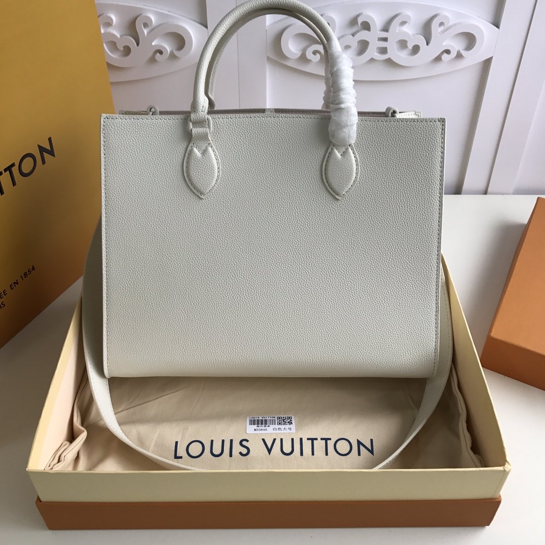 L0vis Vvtt0n Lockme large Tote M55846 white