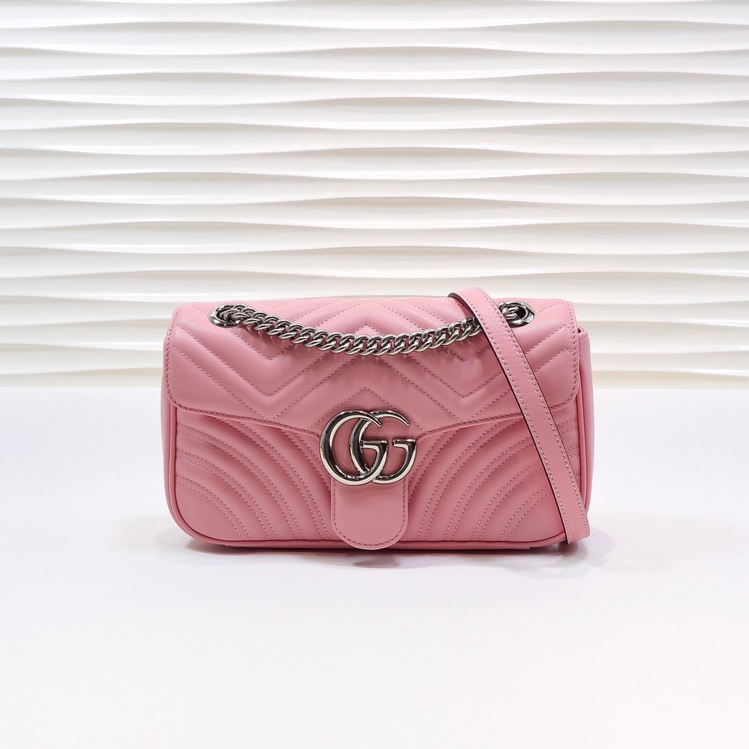 Gvc*1 Marmont matelassé shoulder bag 26cm