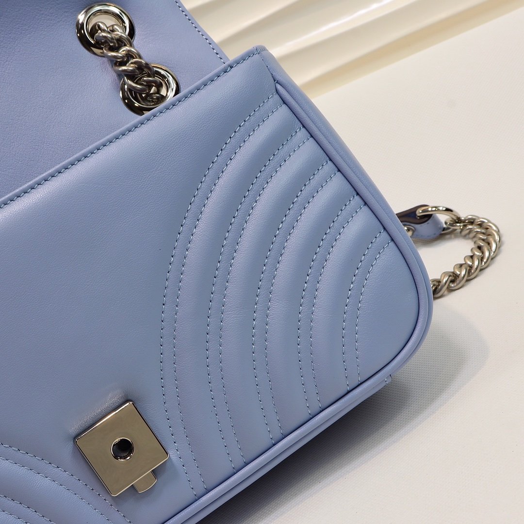 Gvc*1 Marmont matelassé shoulder bag 26cm blue