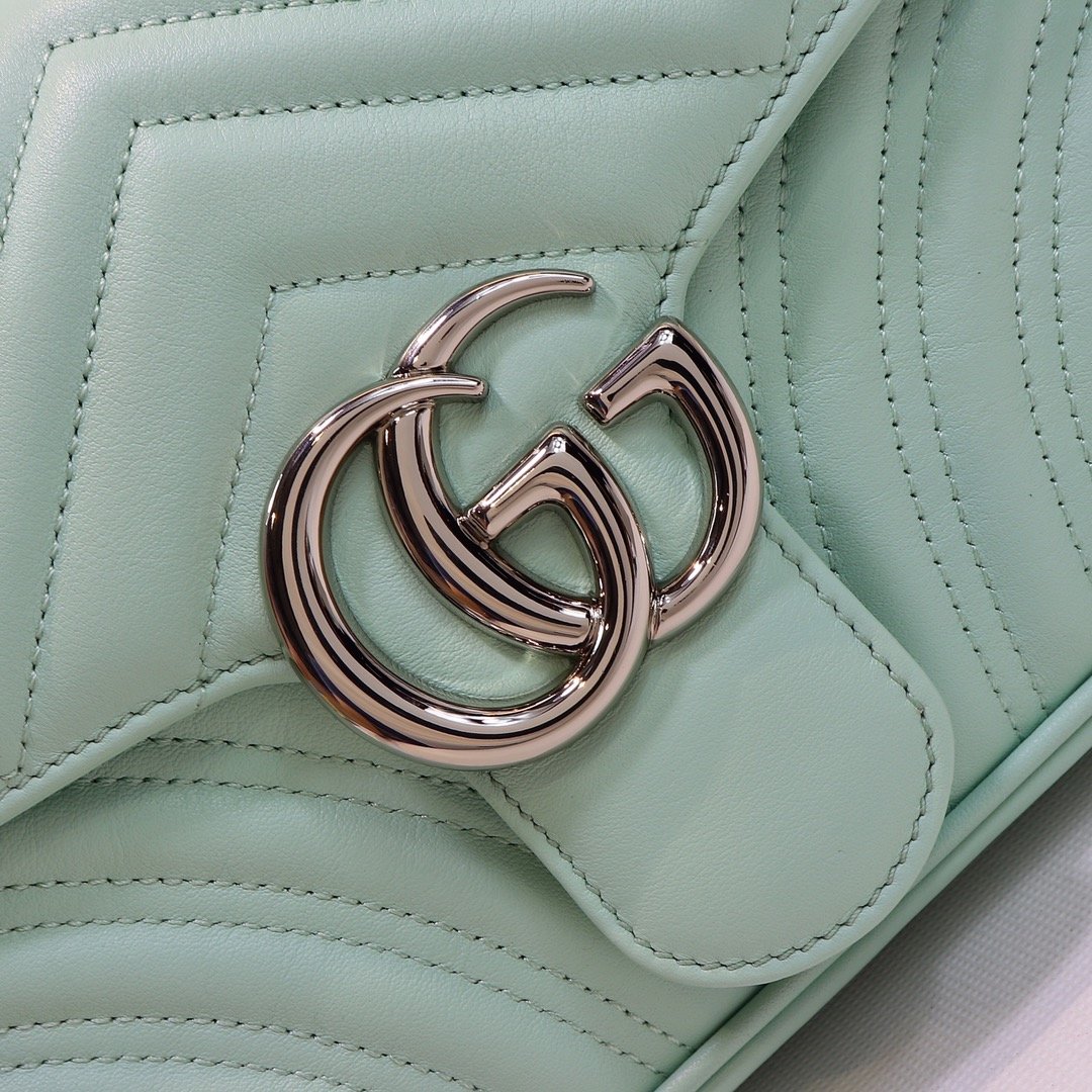 Gvc*1 Marmont matelassé shoulder bag 26cm Green