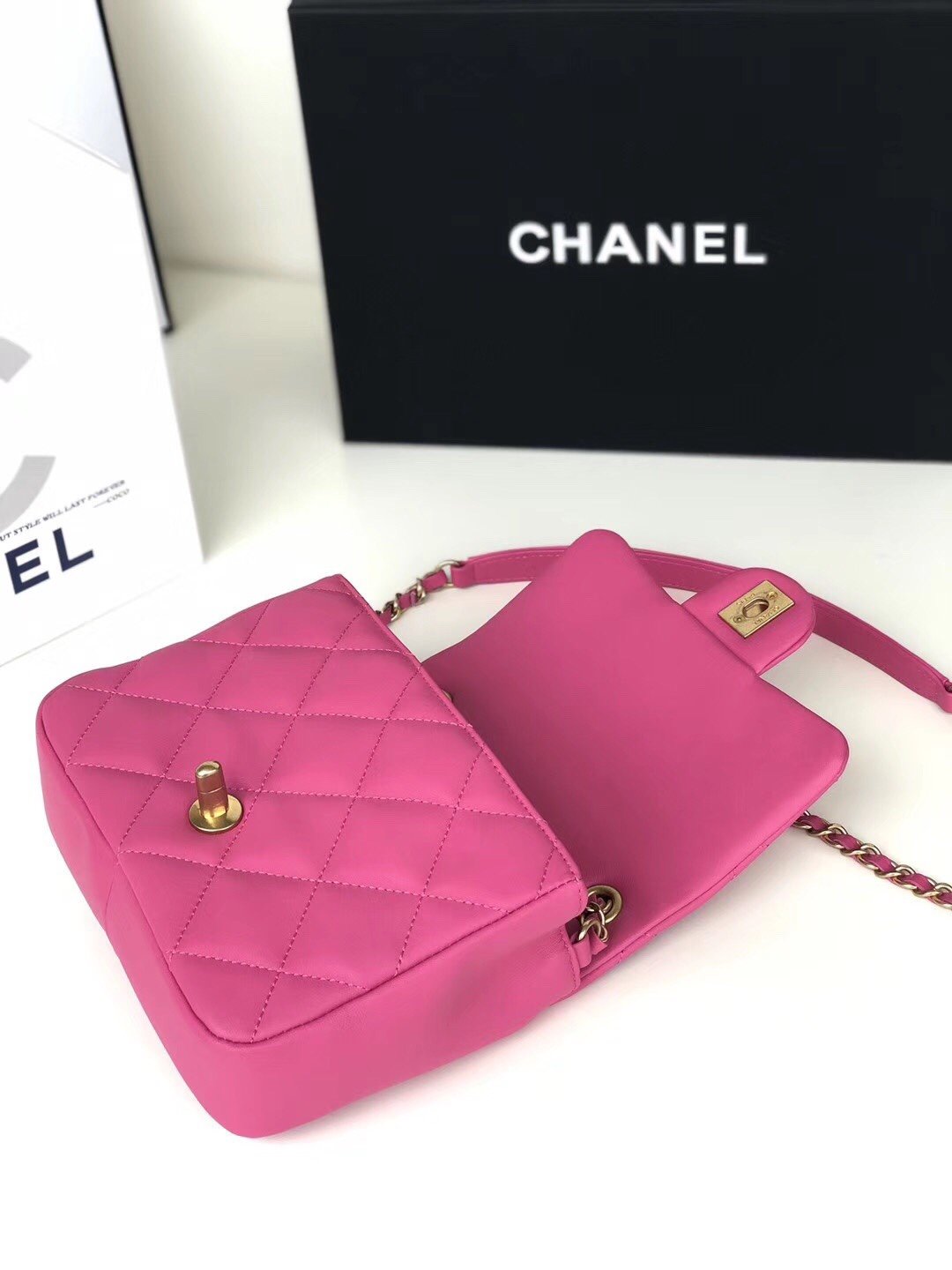 Ch**el Small Flap Bag Lambskin 20cm