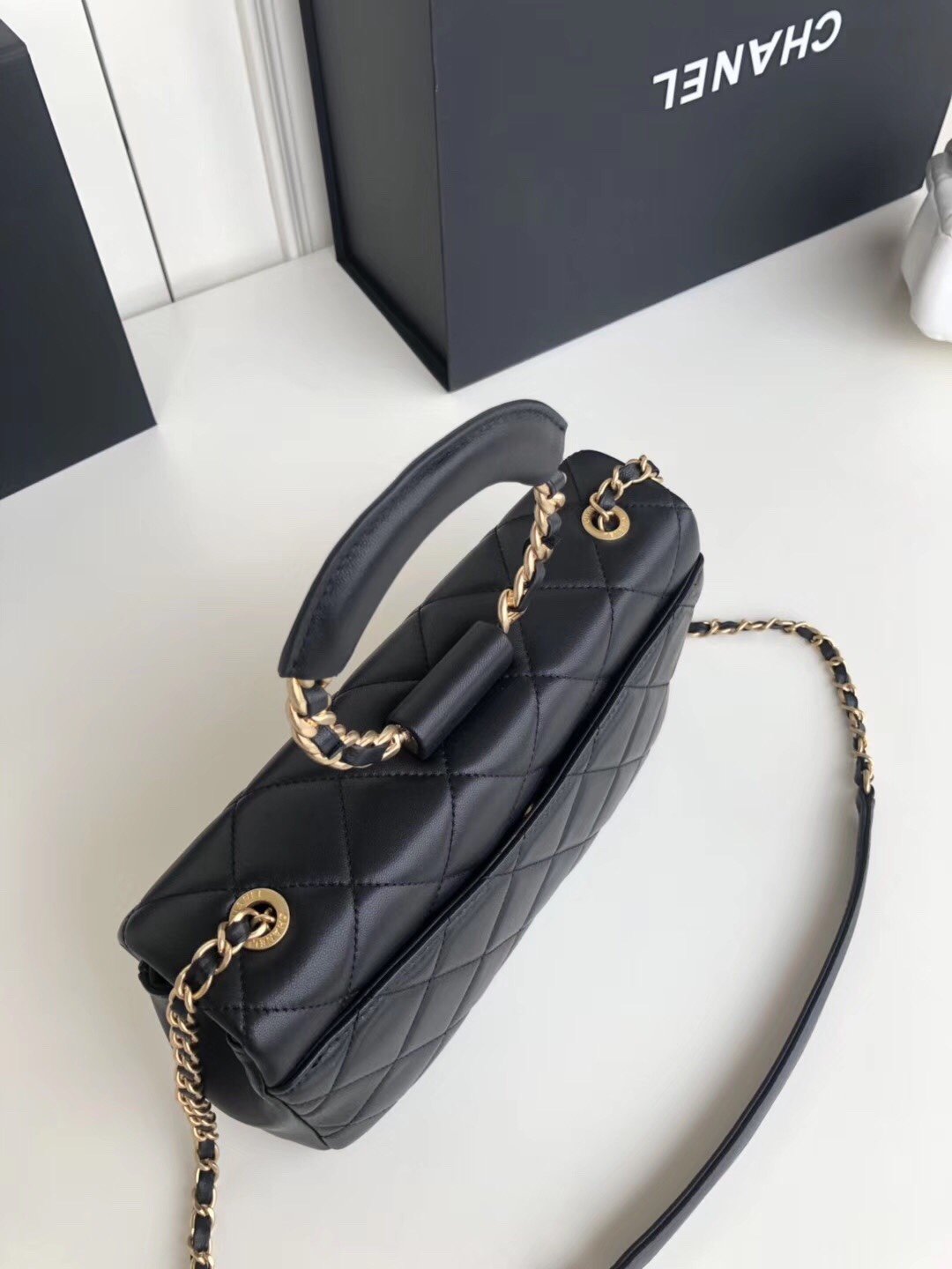 Ch**el Flap Bag Lambskin Black 24cm