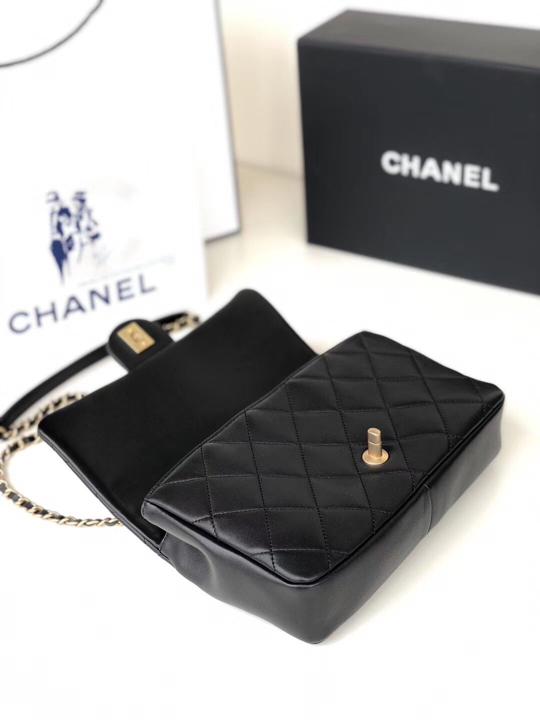 Ch**el Flap Bag Lambskin Black 24cm