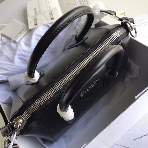 Givenchy Antigona Bag Small Black 28cm