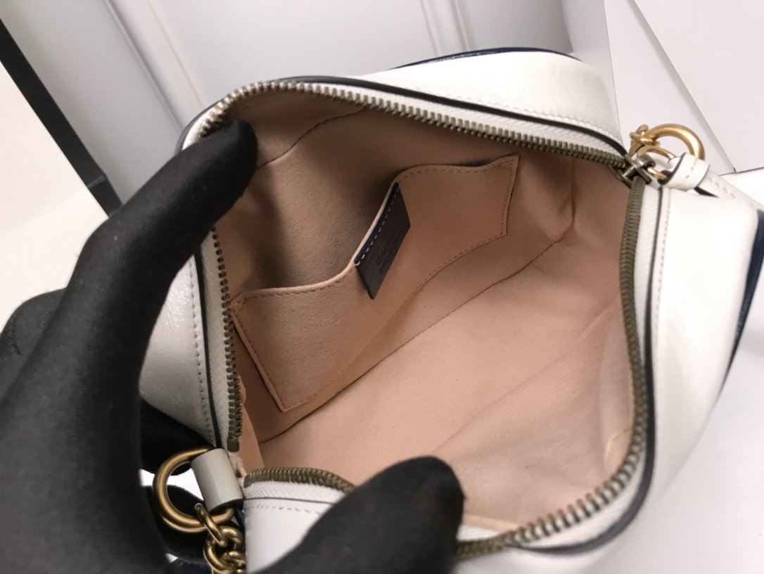 Gvc*1 Shoulder bag 448065