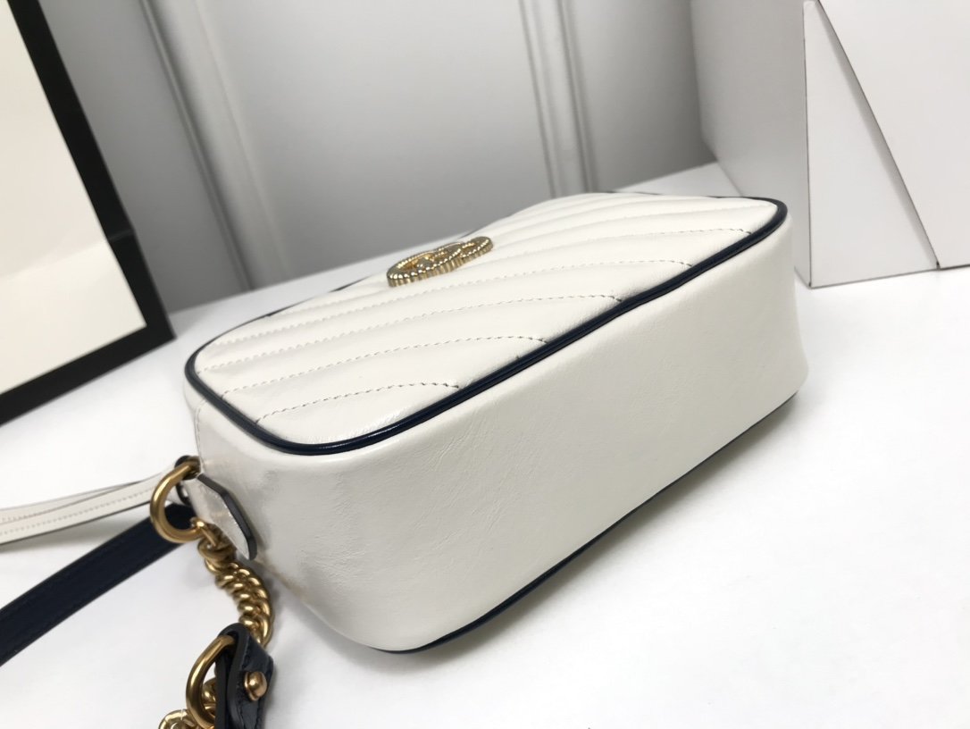 Gvc*1 Shoulder bag 448065