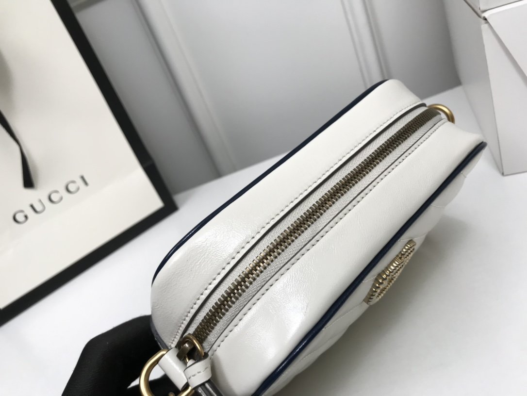 Gvc*1 Shoulder bag 448065