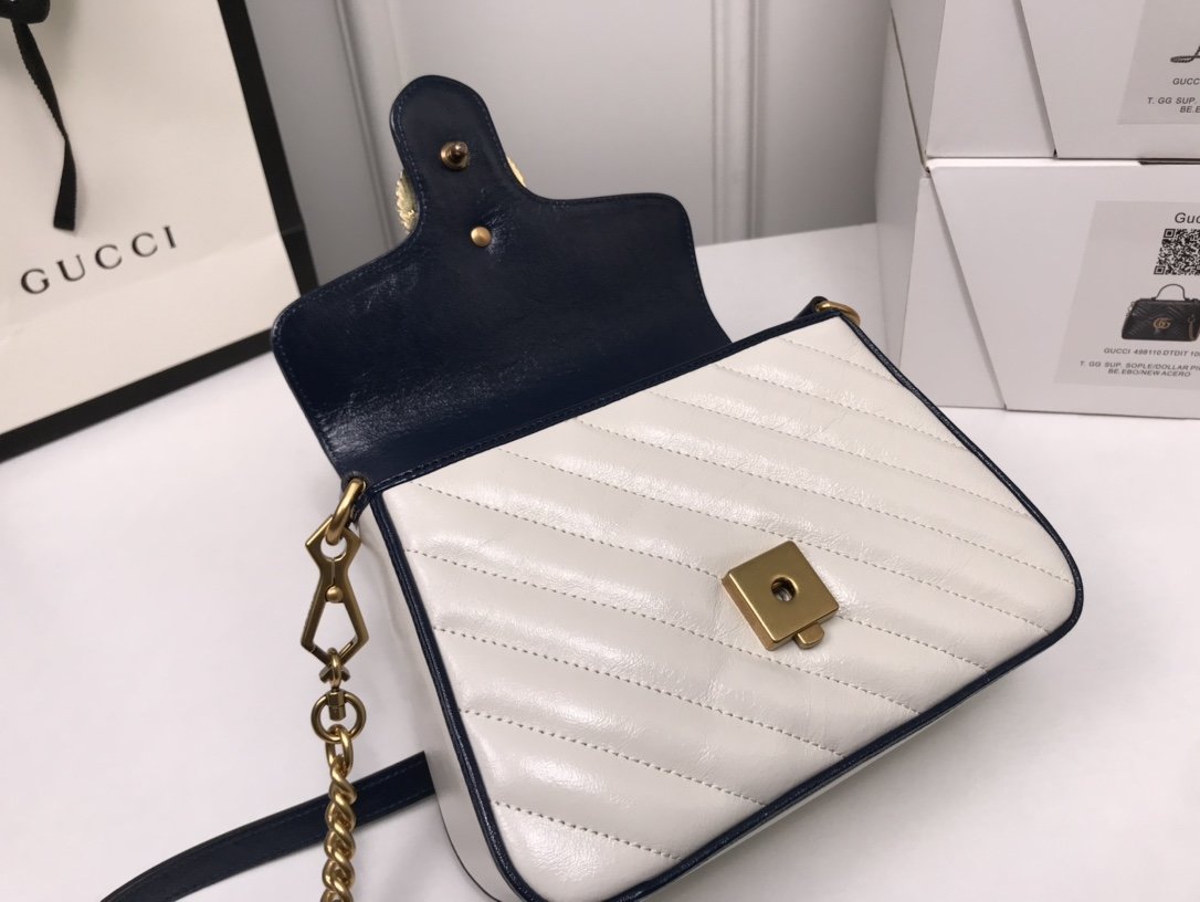 GG Marmont 583571 crossbody bag 21CM