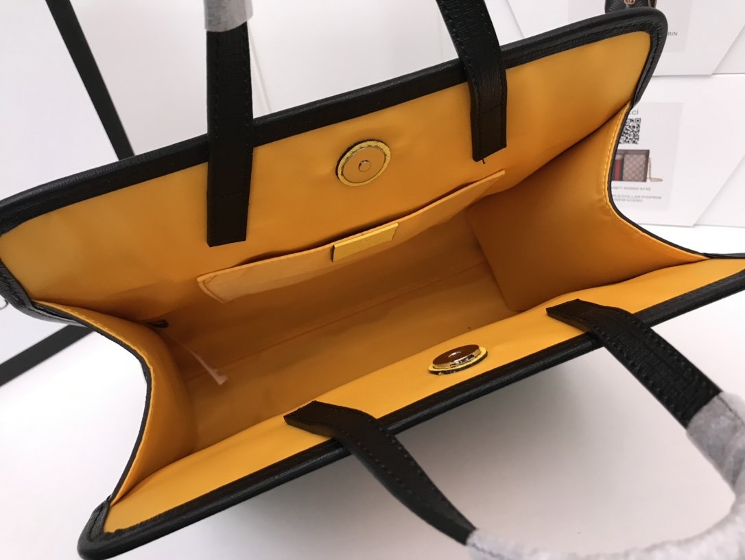 Gvc*1 606192 handle bag