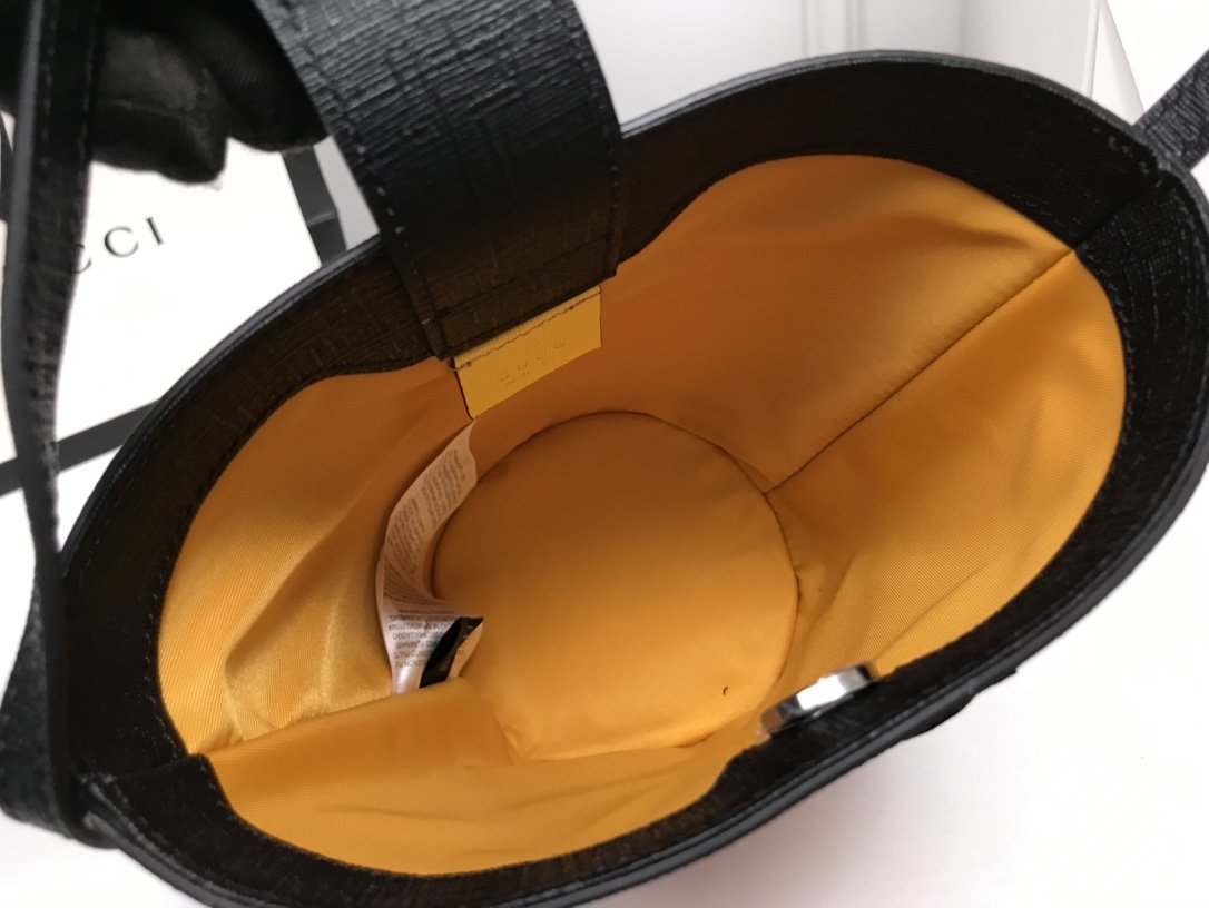 Gvc*1 606193 handle bag
