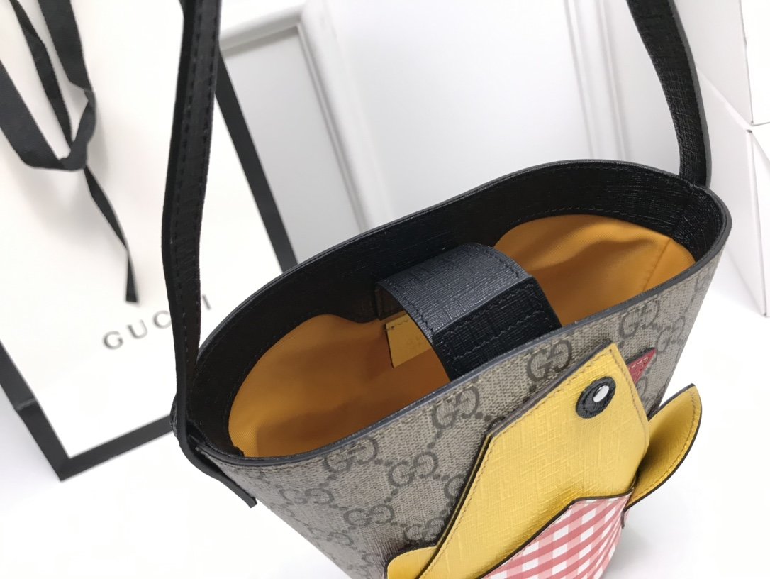 Gvc*1 606193 handle bag