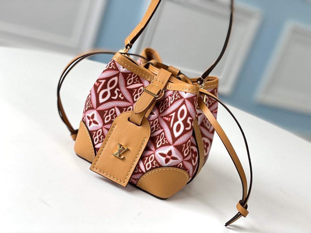 L0vis Vvtt0n M69973 mini bag