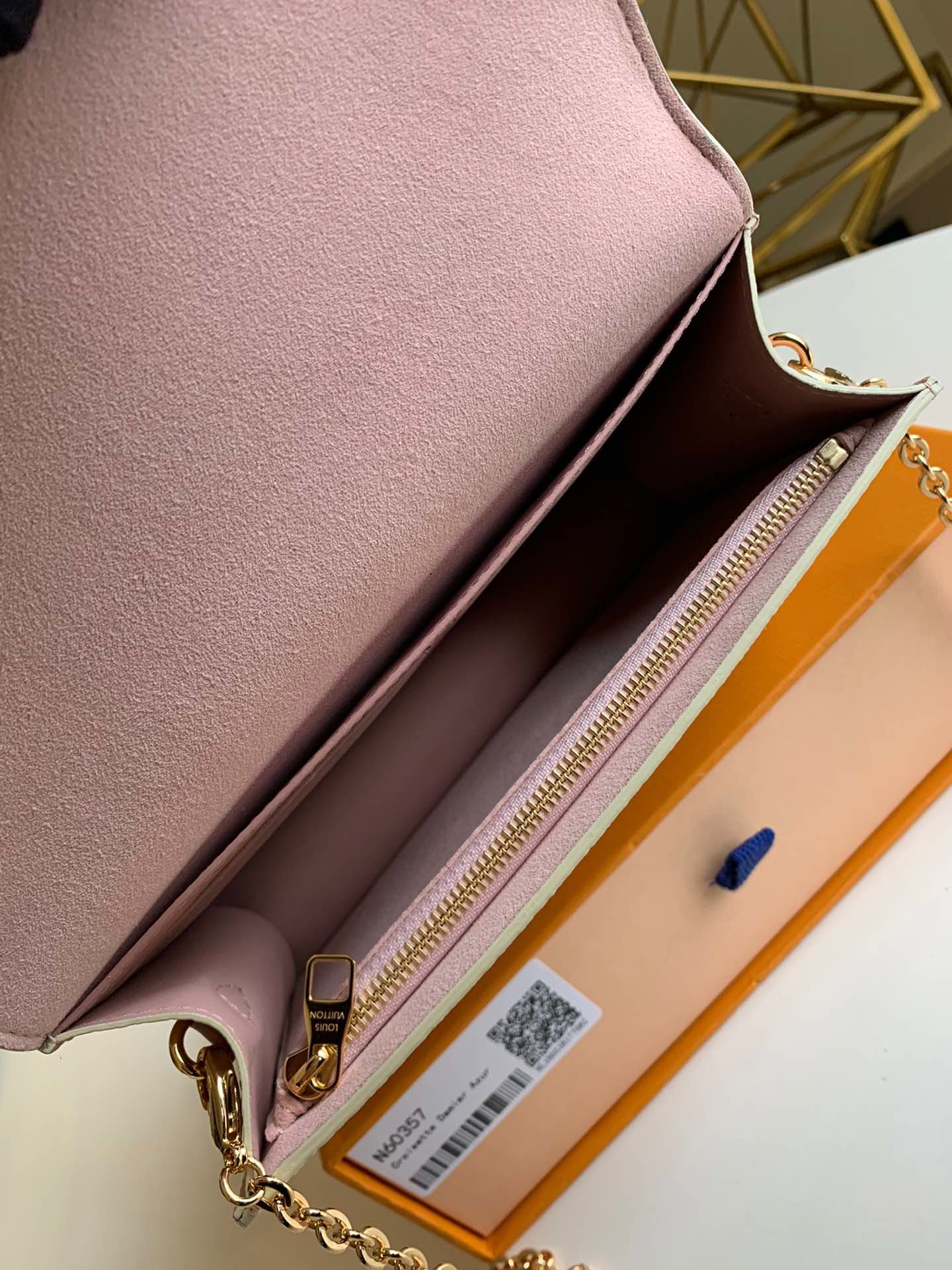 L0vis Vvtt0n Croisette Bag N60357