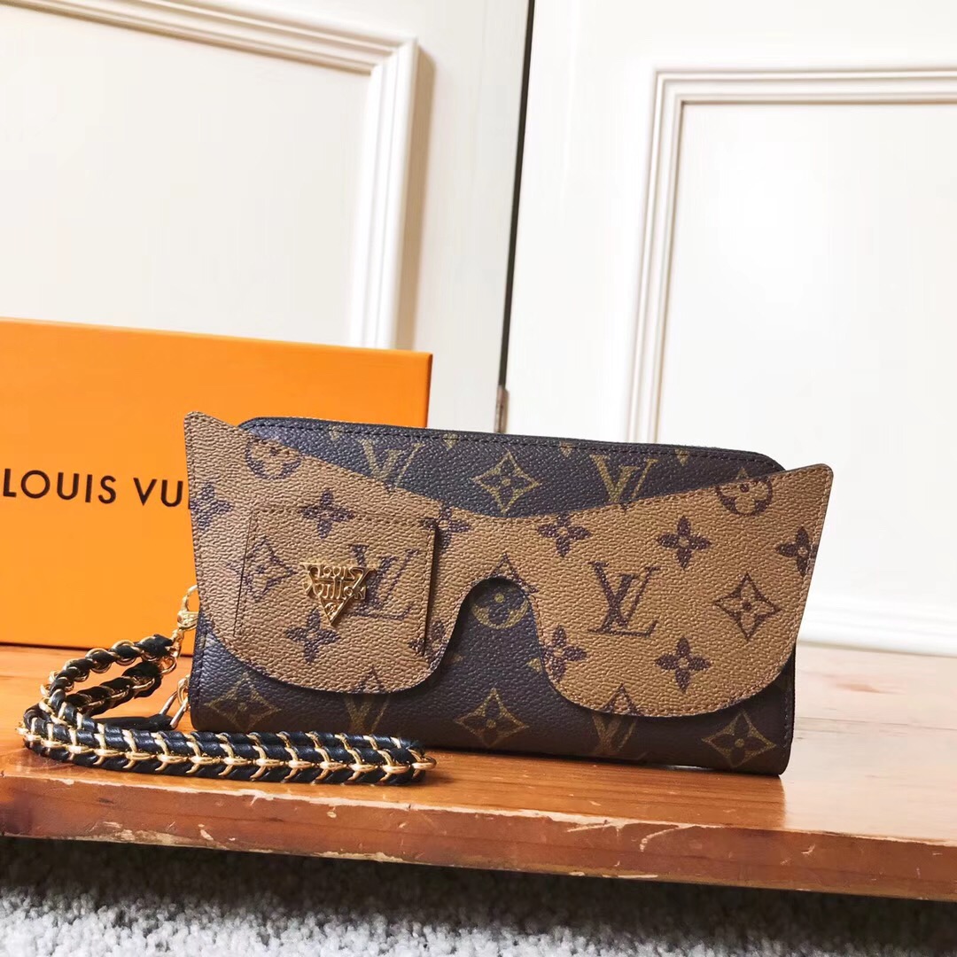 L0vis Vvtt0n Zippy Wallet Shades M68796