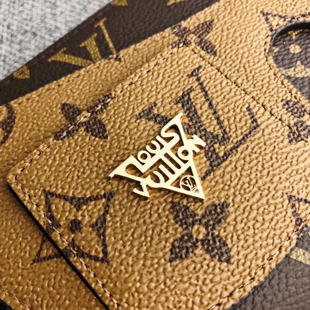 L0vis Vvtt0n Zippy Wallet Shades M68796