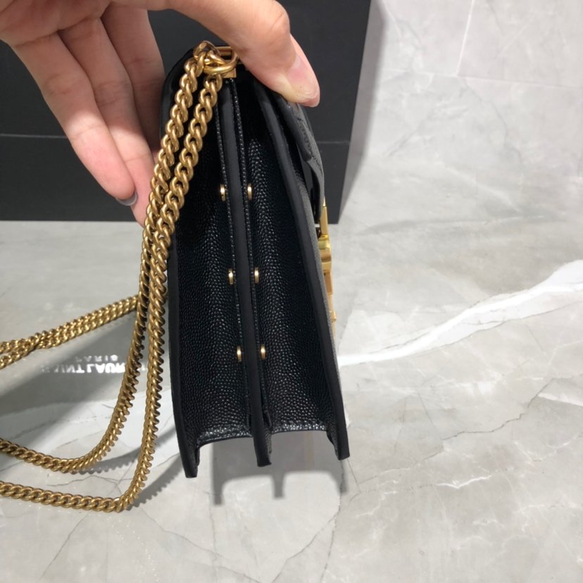 Y51 Sa1nt Lau*nt Cassandra Clasp Bag Caviar