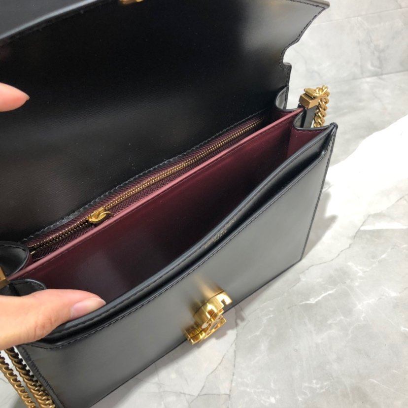 Y51 Sa1nt Lau*nt Cassandra Clasp Bag