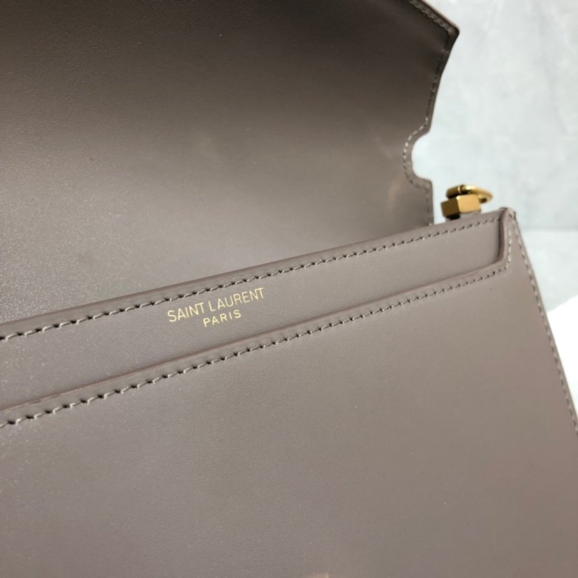 Y51 Sa1nt Lau*nt Cassandra Clasp Bag khaki