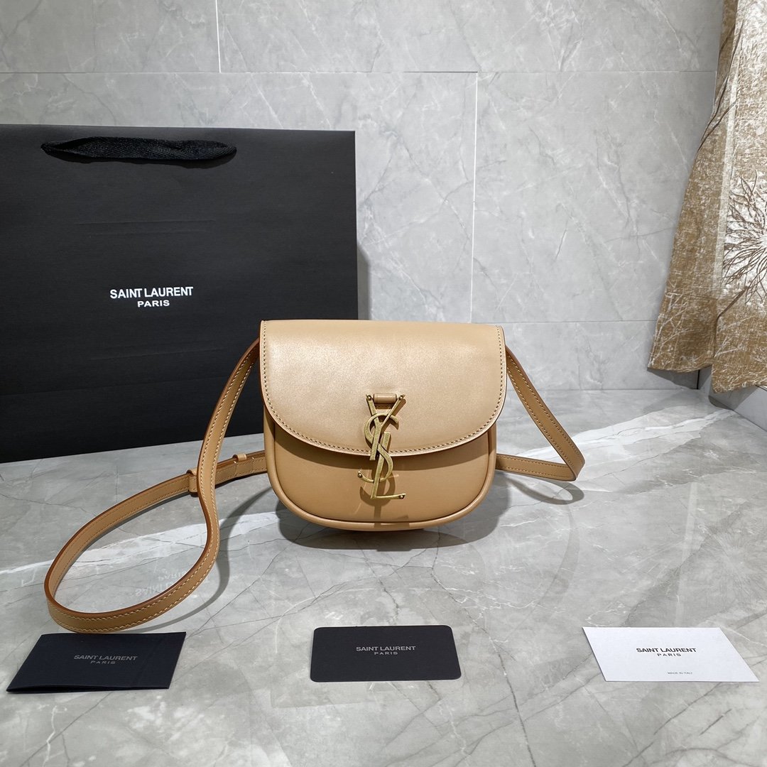 Y51 Kaia small bag 619740