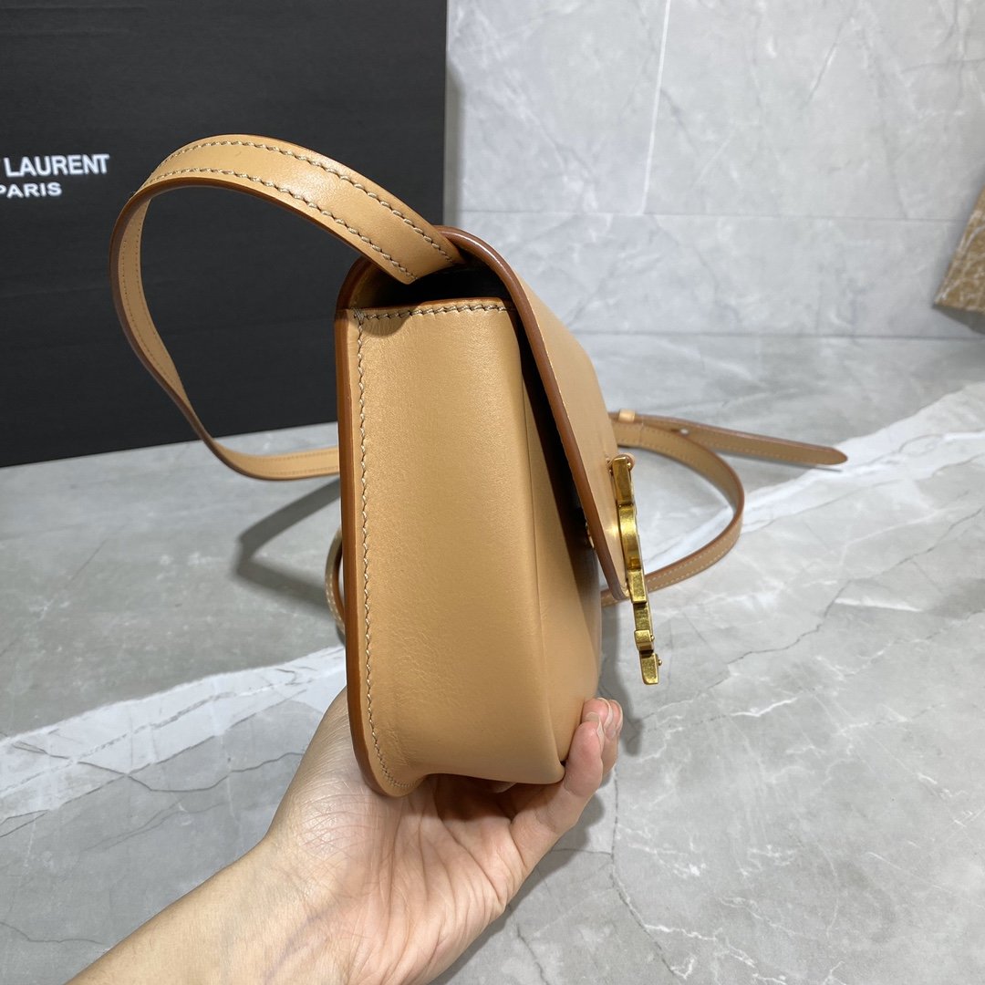 Y51 Kaia small bag 619740