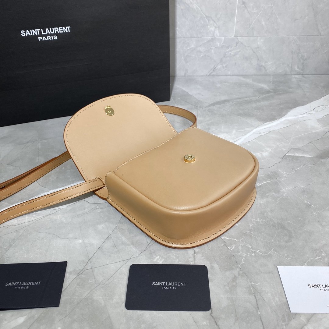 Y51 Kaia small bag 619740