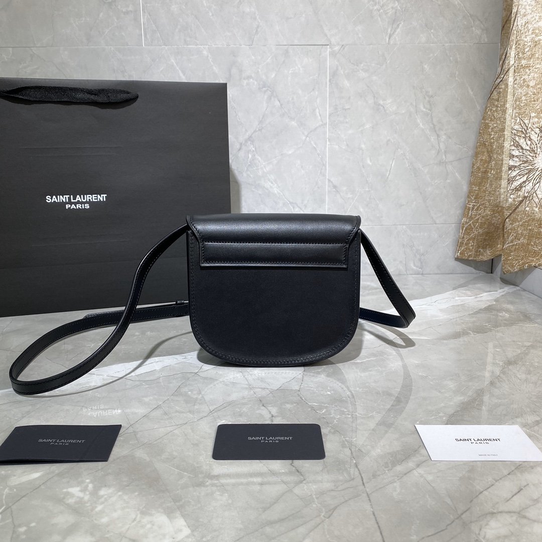 Y51 Kaia small bag 619740 Black