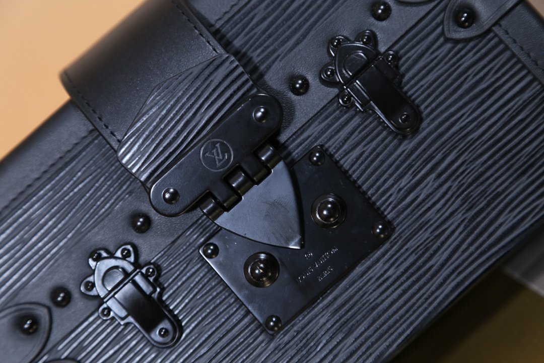 LV Petite Malle High End Leathers Black Handbags