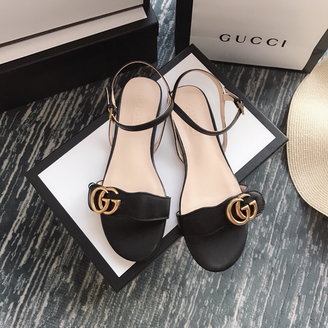 Gvc*1 Sandals