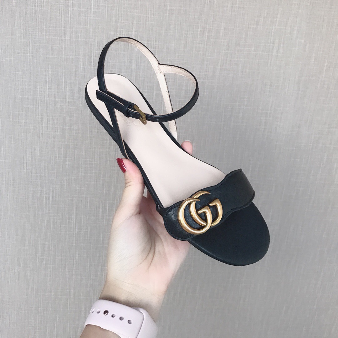Gvc*1 Sandals