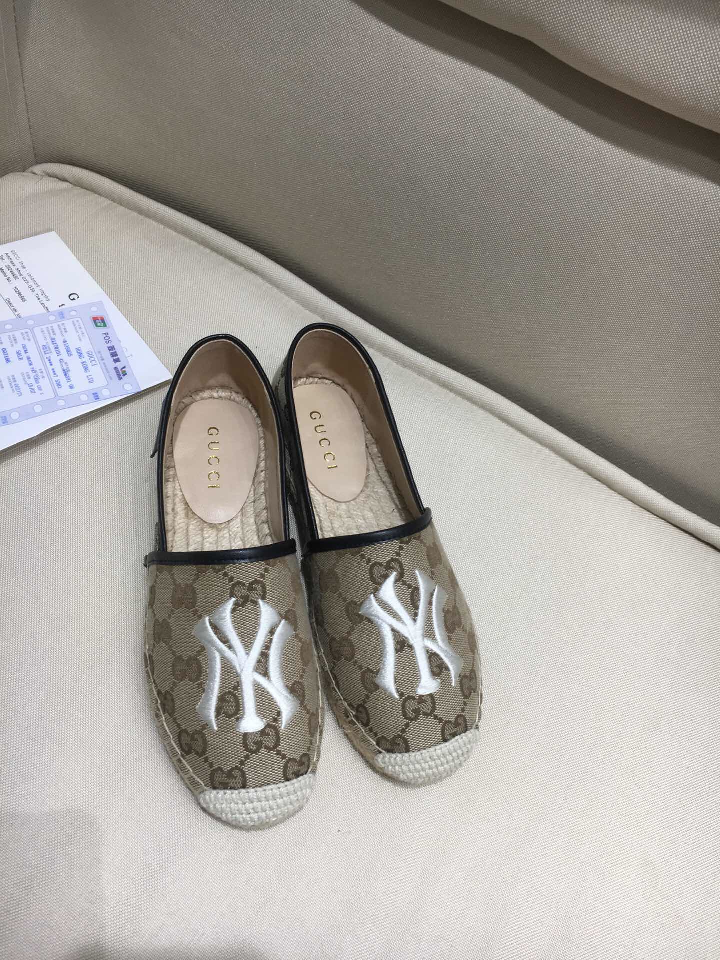 Gvc*1 shoes 011