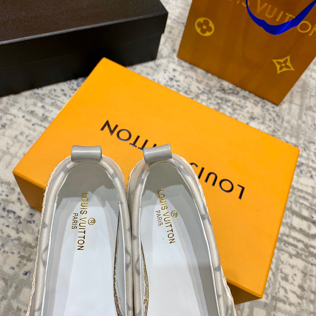 L0visVvtt0n Starboard Flat Espadrille 001