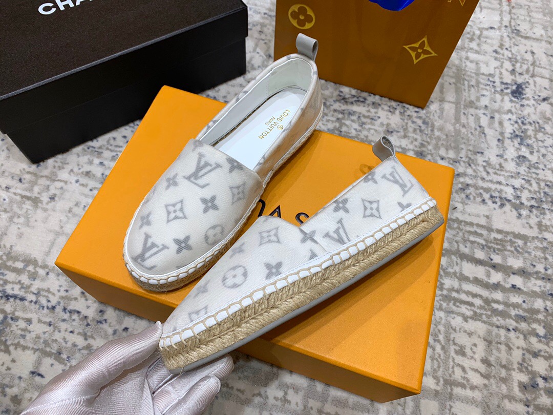 L0visVvtt0n Starboard Flat Espadrille 001