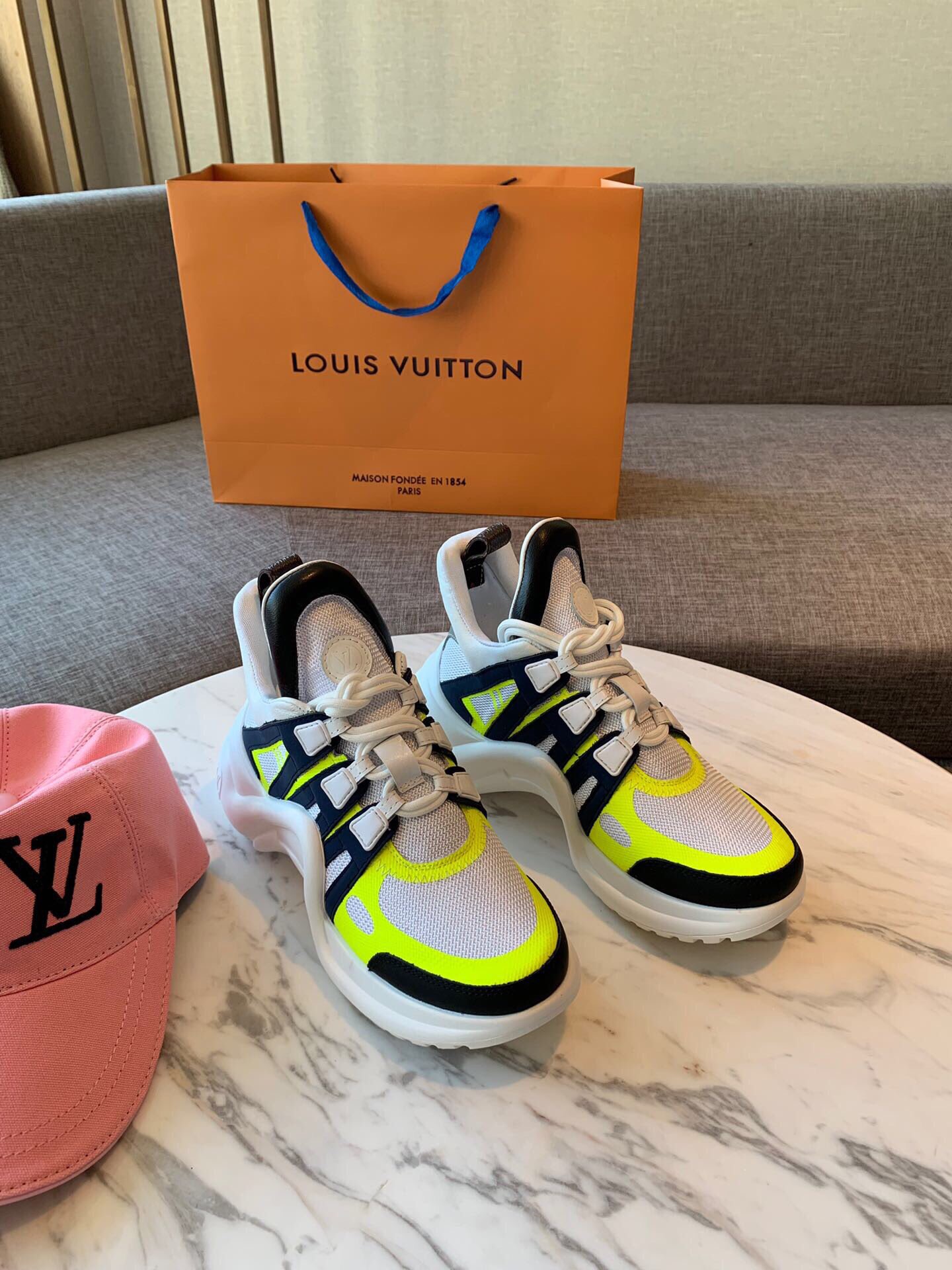 L0vis Vvtt0n Archlight Sneaker