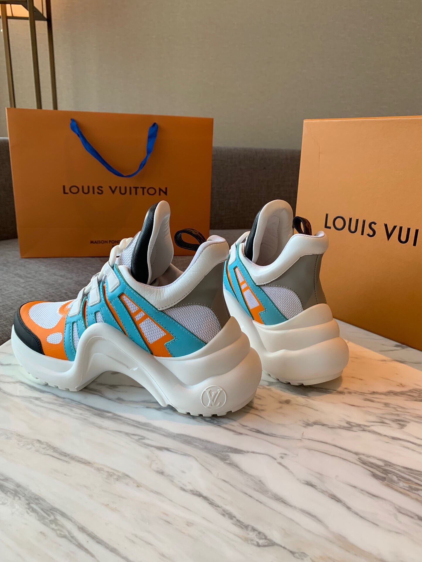L0vis Vvtt0n Archlight Sneaker 001