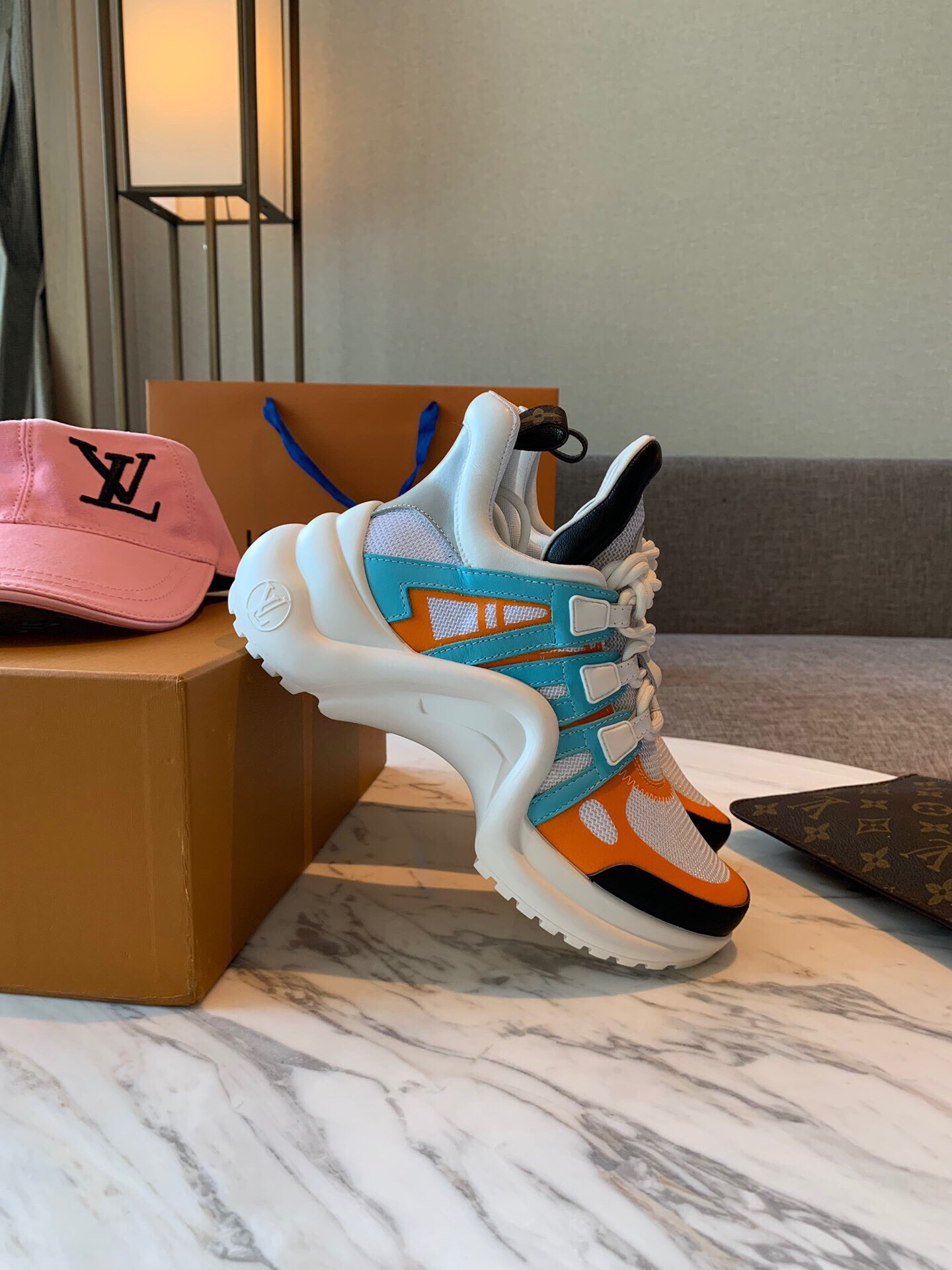 L0vis Vvtt0n Archlight Sneaker 001