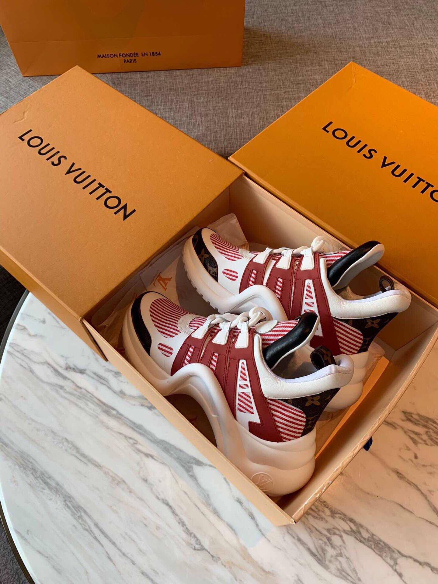 L0vis Vvtt0n Archlight Sneaker 004
