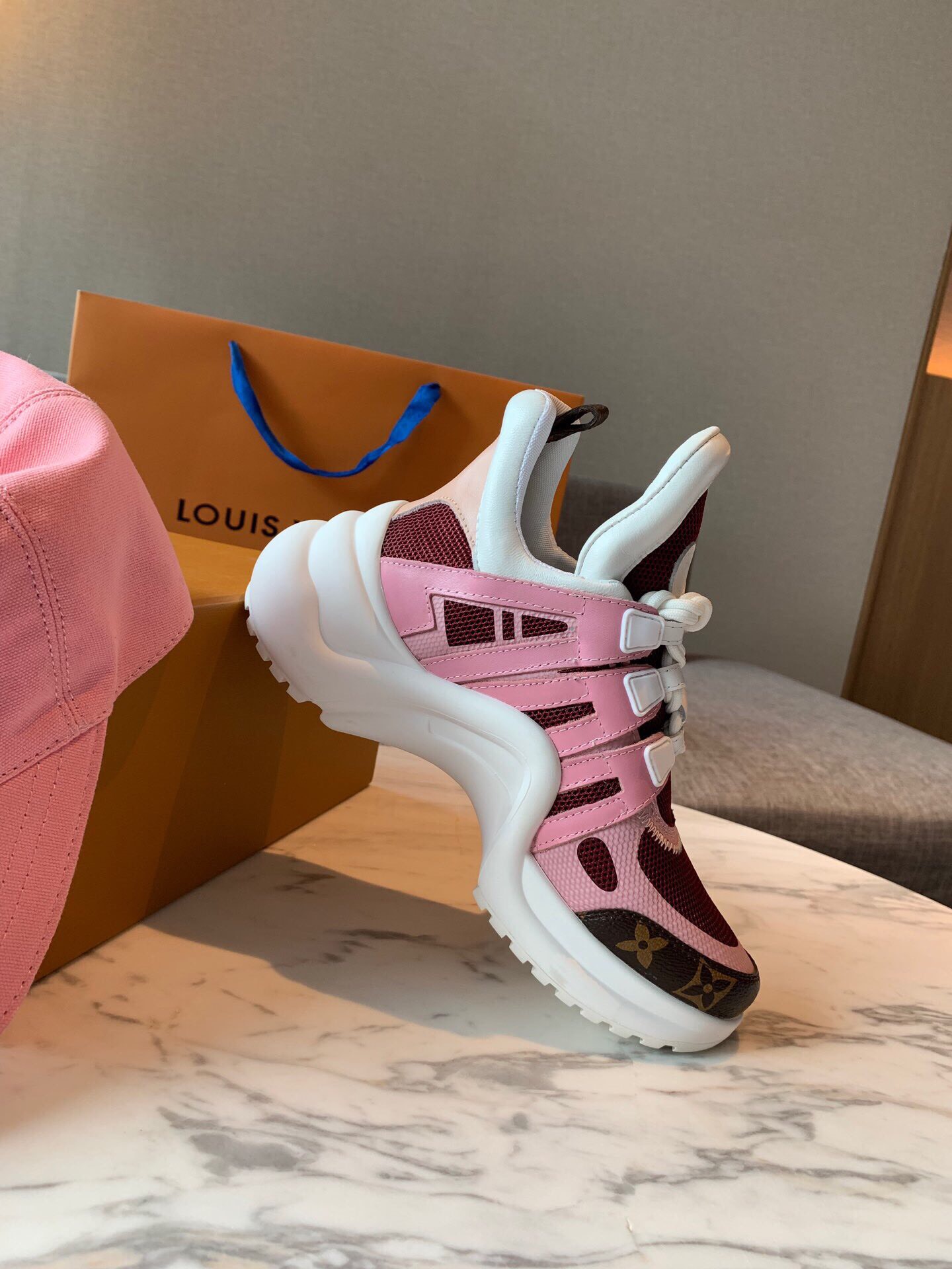 L0vis Vvtt0n Archlight Sneaker 006