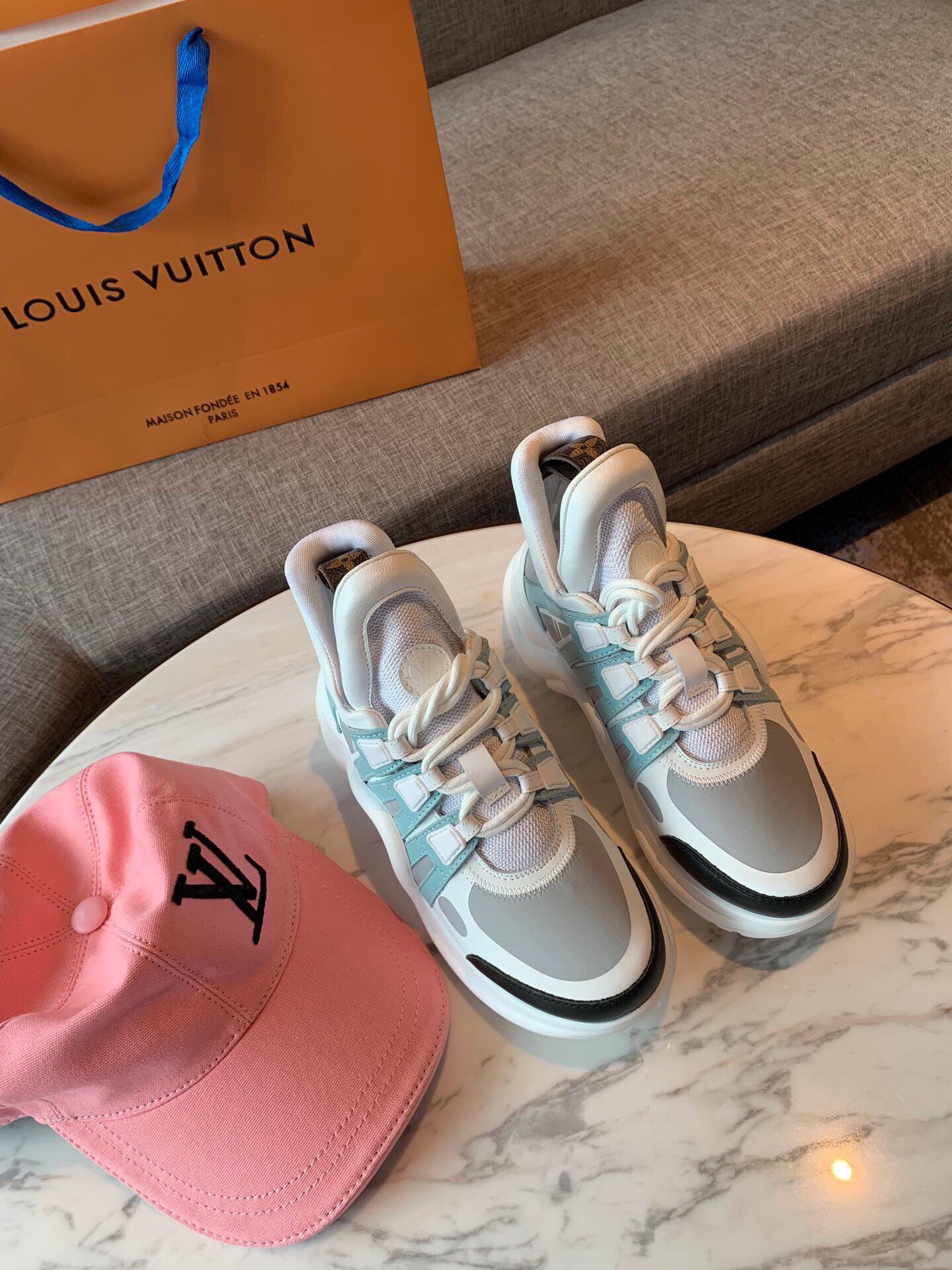 L0vis Vvtt0n Archlight Sneaker 007