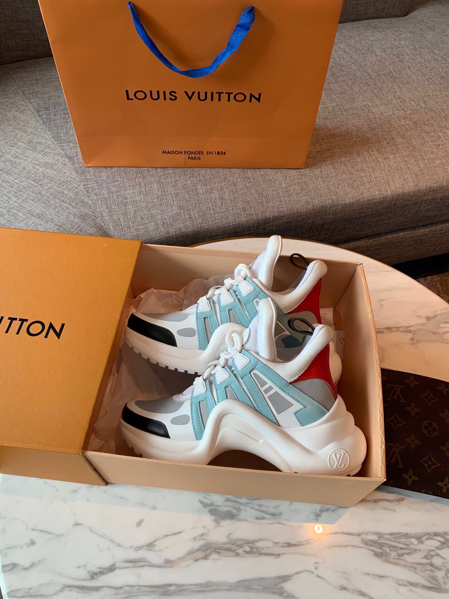 L0vis Vvtt0n Archlight Sneaker 007